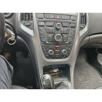 Opel Astra  Sedan/Limuzyna 2017,  1.4 benzyna+LPG - Na sprzedaż za 32 900 zł - Ruda Śląska - zdjęcie 10