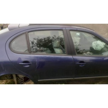 Seat Leon 2001 rok , 1.6 Benz - Pozostałe części - Sumin - zdjęcie 2