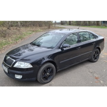 Skoda Octavia  Liftback 2004,  1.9 diesel - Na sprzedaż za 10 000,00 zł - Czeladź - zdjęcie 2