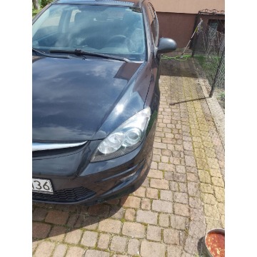 Hyundai i30  Kombi 2010,  1.4 benzyna - Na sprzedaż za 11 500 zł - Biskupiec - zdjęcie 8
