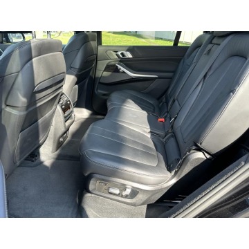 BMW   Terenowy 2021,  3.0 diesel, automat - Na sprzedaż za 324 599 zł - Warszawa - zdjęcie 7