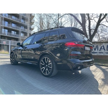 BMW   Terenowy 2021,  3.0 diesel, automat - Na sprzedaż za 324 599 zł - Warszawa - zdjęcie 4