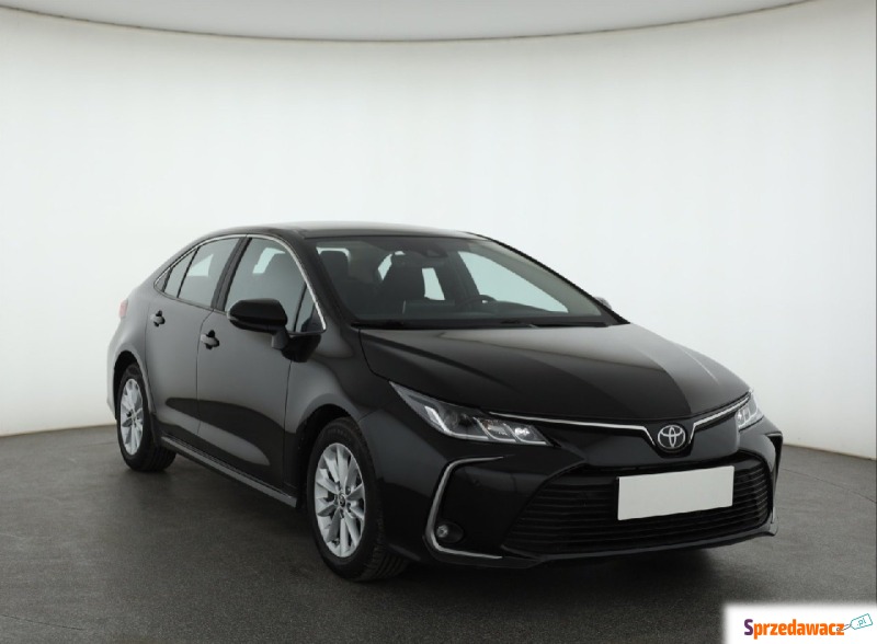 Toyota Corolla  Kombi 2021,  1.5 benzyna, automat - Na sprzedaż za 64 999 zł - Katowice