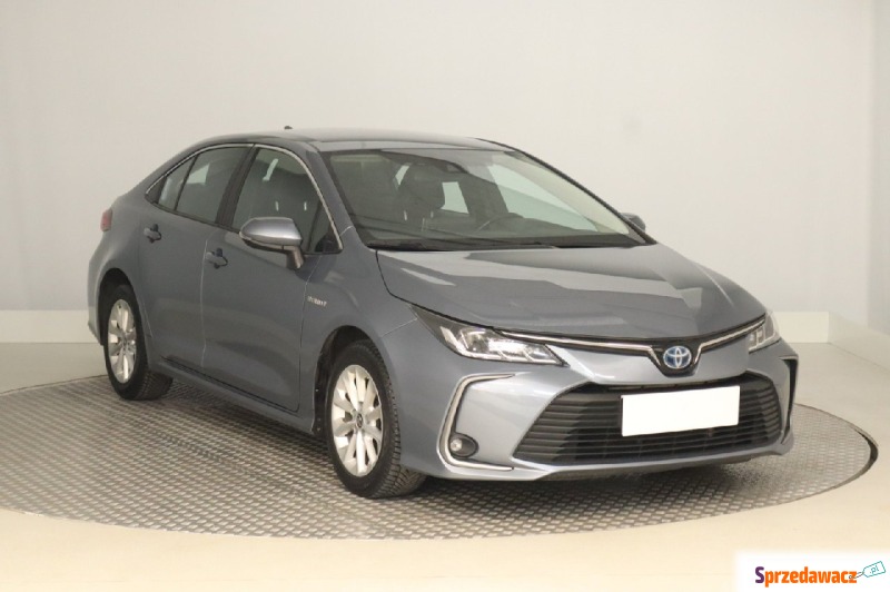 Toyota Corolla  Liftback 2021,  1.8 benzyna, automat - Na sprzedaż za 73 999 zł - Zabrze
