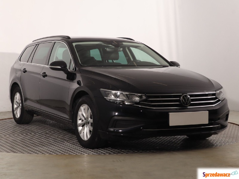 Volkswagen Passat  Kombi 2022,  2.0 diesel, automat - Na sprzedaż za 69 499 zł - Katowice