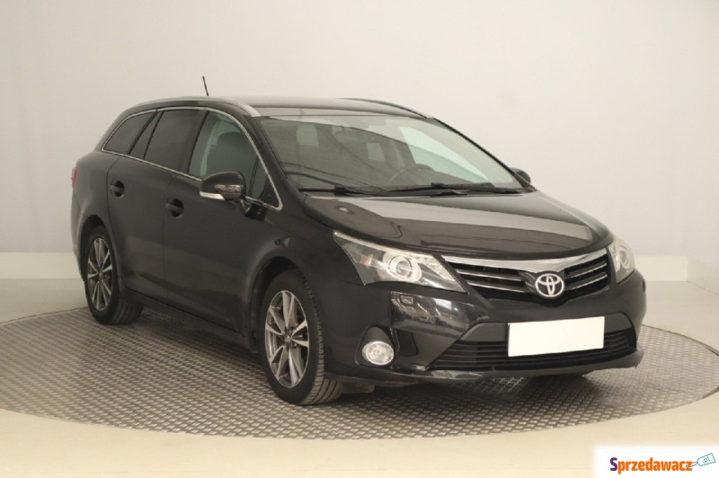 Toyota Avensis  Kombi 2014,  2.2 diesel, automat - Na sprzedaż za 31 999 zł - Zabrze