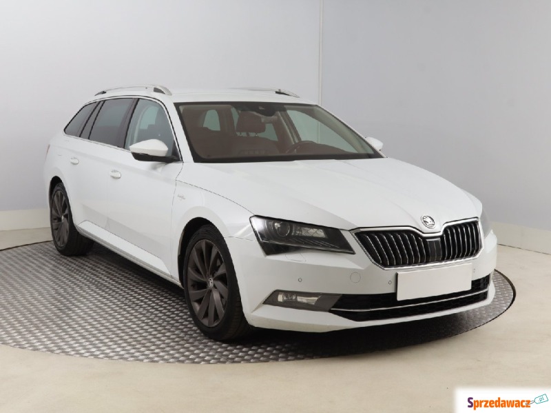 Skoda Superb  Kombi 2018,  2.0 diesel, automat - Na sprzedaż za 71 999 zł - Bielany Wrocławskie