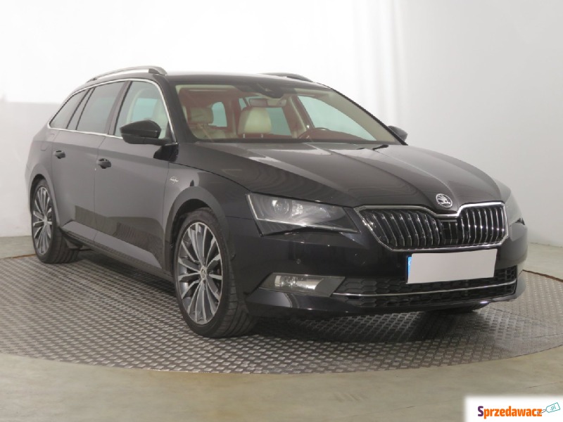 Skoda Superb  Kombi 2016,  2.0 benzyna, automat - Na sprzedaż za 69 999 zł - Katowice