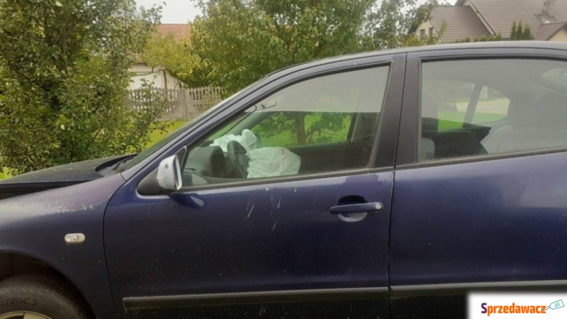 Seat Leon 2001 rok , 1.6 Benz - Pozostałe części - Sumin