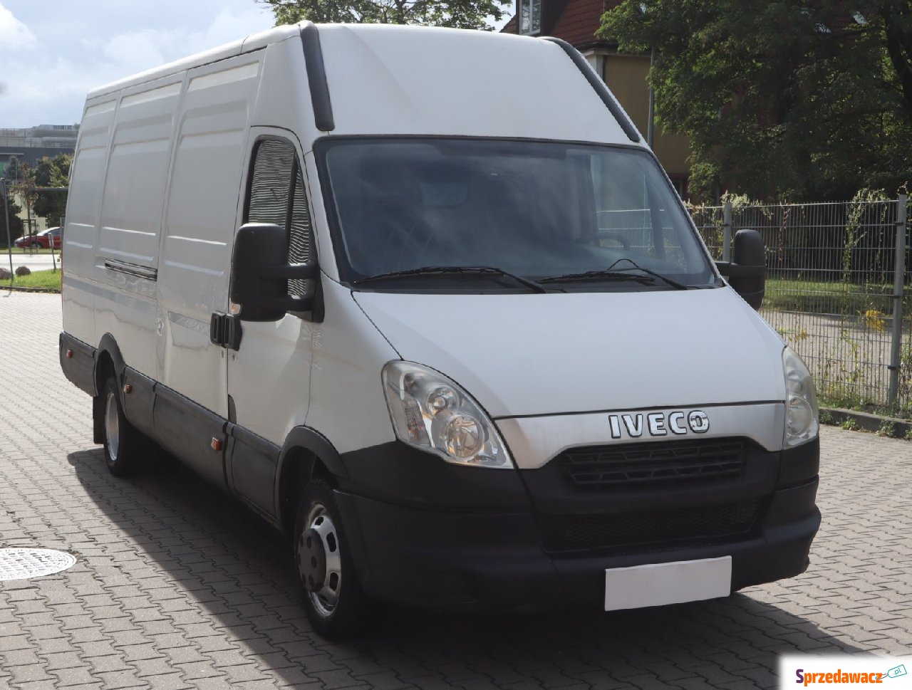Iveco Daily 2.3 HPI (126KM), 2012