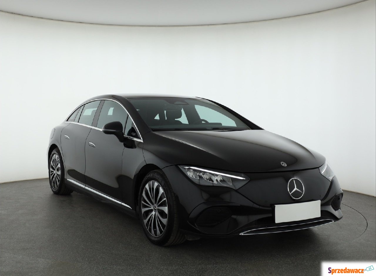 Mercedes - Benz E-klasa 2024