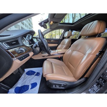 BMW Seria 7  Sedan/Limuzyna 2012,  3.0 diesel, automat - Na sprzedaż za 67 500 zł - Warszawa - zdjęcie 5