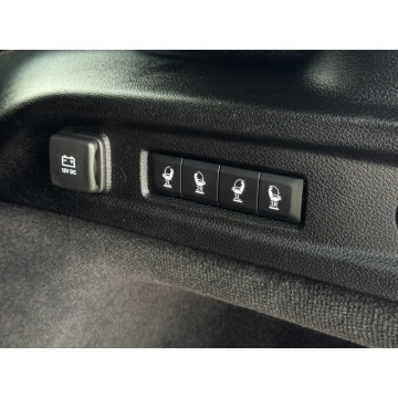 Jeep Grand Cherokee 2021,  3.6 benzyna, automat - Na sprzedaż za 209 700 zł - Janki - zdjęcie 7