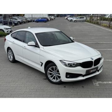 BMW Seria 3 2018,  2.0 benzyna, automat - Na sprzedaż za 64 700 zł - Janki - zdjęcie 3