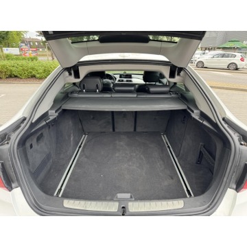 BMW Seria 3 2018,  2.0 benzyna, automat - Na sprzedaż za 64 700 zł - Janki - zdjęcie 7
