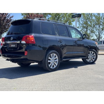 Toyota Land Cruiser 2013,  4.5 diesel, automat - Na sprzedaż za 121 700 zł - Janki - zdjęcie 4