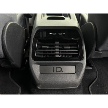Volkswagen  2021 elektryczny, automat - Na sprzedaż za 87 700 zł - Janki - zdjęcie 2