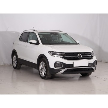 Volkswagen   SUV 2019,  1.0 benzyna - Na sprzedaż za 61 999 zł - Gdańsk - zdjęcie 1
