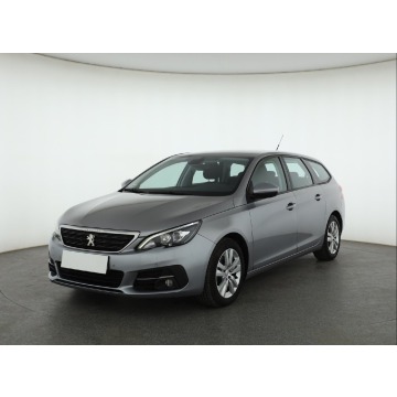Peugeot 308  Kombi 2019,  1.5 diesel - Na sprzedaż za 31 999 zł - Piaseczno - zdjęcie 3