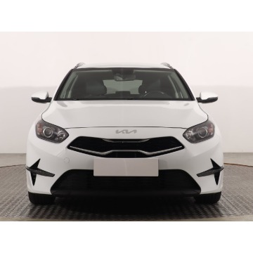 Kia Ceed  Kombi 2023,  1.5 benzyna - Na sprzedaż za 59 999 zł - Katowice - zdjęcie 2