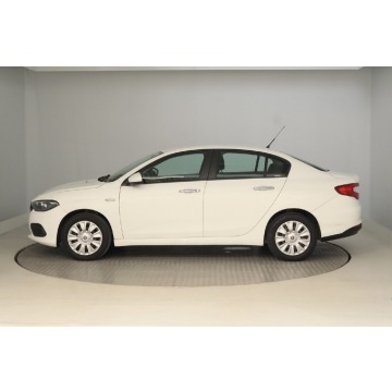 Fiat Tipo  Liftback 2019,  1.4 benzyna - Na sprzedaż za 39 999 zł - Zabrze - zdjęcie 4