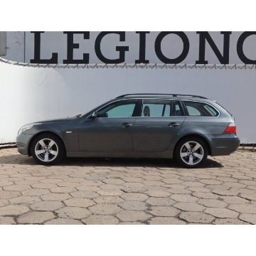 BMW Seria 5  Kombi 2004,  2.5 diesel, automat - Na sprzedaż za 13 999 zł - Łódź - zdjęcie 4