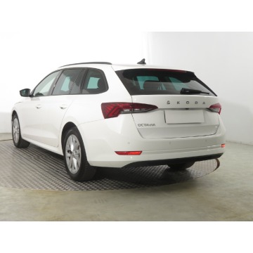 Skoda Octavia  Kombi 2023,  1.0 benzyna - Na sprzedaż za 59 999 zł - Katowice - zdjęcie 5