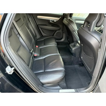 Volvo V90  Kombi 2018,  2.0 benzyna, automat - Na sprzedaż za 53 000 zł - Gąsocin - zdjęcie 11