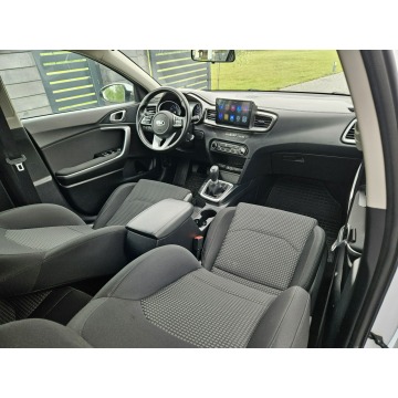 Kia Ceed  Kombi 2019,  1.4 benzyna - Na sprzedaż za 42 900 zł - Liszki - zdjęcie 5