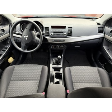 Mitsubishi Lancer  Liftback 2013,  1.6 benzyna - Na sprzedaż za 23 800 zł - Tarnowskie Góry - zdjęcie 6