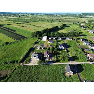 Sprzedam dom Rumia -  jednopiętrowy,  pow.  309 m2,  działka:   1128 m2 - zdjęcie 6