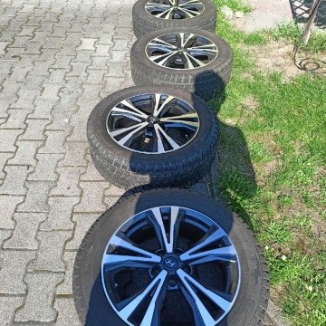 Sprzedam opony zimowe z felgami aluminiowymi