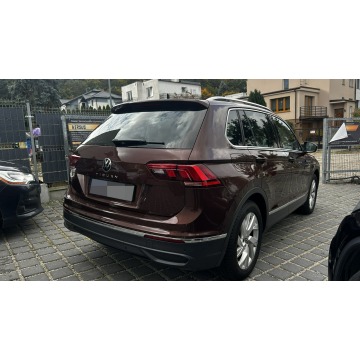Volkswagen Tiguan  SUV 2021,  2.0 diesel, automat - Na sprzedaż za 88 500 zł - Gdynia - zdjęcie 4