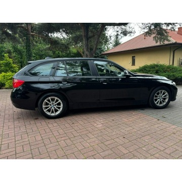 BMW Seria 3  Kombi 2013,  2.0 diesel - Na sprzedaż za 34 900 zł - Płońsk - zdjęcie 9