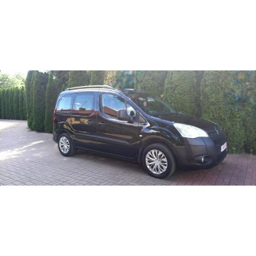 Citroen Berlingo  Kombi 2012,  1.6 diesel - Na sprzedaż za 16 900 zł - Płońsk - zdjęcie 9