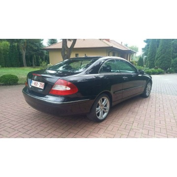 Mercedes - Benz E-klasa  Coupe/Sportowy 2007,  2.2 diesel - Na sprzedaż za 23 900 zł - Płońsk - zdjęcie 12