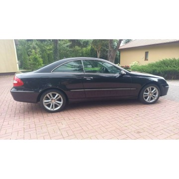 Mercedes - Benz E-klasa  Coupe/Sportowy 2007,  2.2 diesel - Na sprzedaż za 23 900 zł - Płońsk - zdjęcie 10