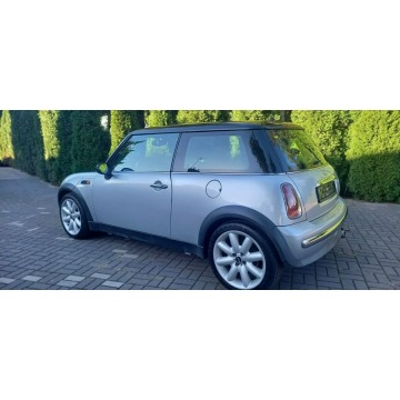 Mini Cooper  Hatchback 2001,  1.6 benzyna - Na sprzedaż za 8 900,00 zł - Płońsk - zdjęcie 10