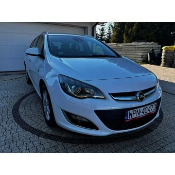 Opel Astra  Kombi 2013,  1.7 diesel - Na sprzedaż za 21 600 zł - Płońsk - zdjęcie 2