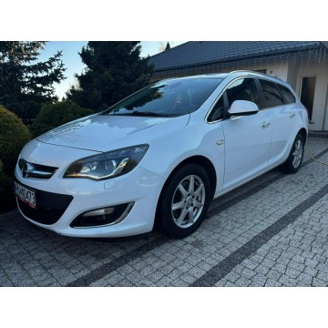 Opel Astra  Kombi 2013,  1.7 diesel - Na sprzedaż za 21 600 zł - Płońsk - zdjęcie 9
