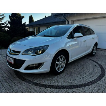 Opel Astra  Kombi 2013,  1.7 diesel - Na sprzedaż za 21 600 zł - Płońsk - zdjęcie 7