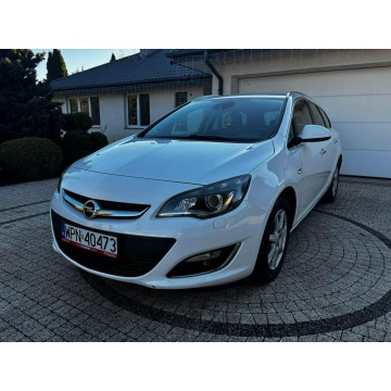 Opel Astra  Kombi 2013,  1.7 diesel - Na sprzedaż za 21 600 zł - Płońsk - zdjęcie 6