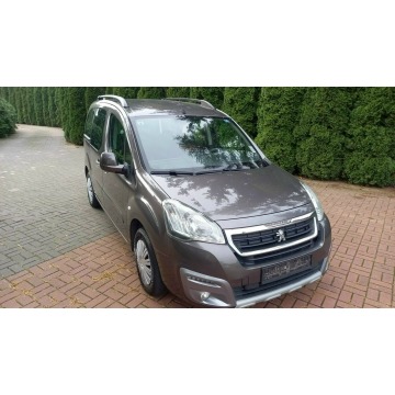 Peugeot Partner  Kombi 2016,  1.6 diesel - Na sprzedaż za 32 900 zł - Płońsk - zdjęcie 6