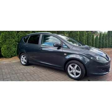 Seat Altea  Kombi 2009,  1.9 diesel - Na sprzedaż za 14 900 zł - Płońsk - zdjęcie 12