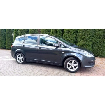 Seat Altea  Kombi 2009,  1.9 diesel - Na sprzedaż za 14 900 zł - Płońsk - zdjęcie 11