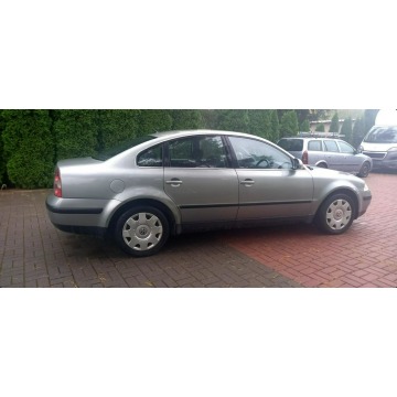 Volkswagen Passat  Sedan/Limuzyna 2004,  1.9 diesel - Na sprzedaż za 4 500,00 zł - Płońsk - zdjęcie 12