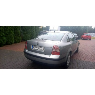 Volkswagen Passat  Sedan/Limuzyna 2004,  1.9 diesel - Na sprzedaż za 4 500,00 zł - Płońsk - zdjęcie 11