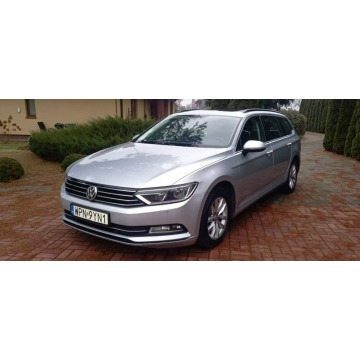 Volkswagen Passat  Kombi 2017,  1.6 diesel - Na sprzedaż za 43 900 zł - Płońsk - zdjęcie 4
