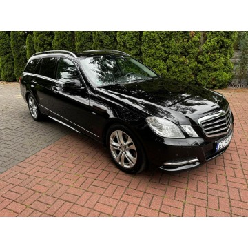 Mercedes - Benz E-klasa  Kombi 2011,  1.8 benzyna, automat - Na sprzedaż za 38 900 zł - Płońsk - zdjęcie 1