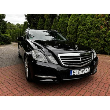 Mercedes - Benz E-klasa  Kombi 2011,  1.8 benzyna, automat - Na sprzedaż za 38 900 zł - Płońsk - zdjęcie 3